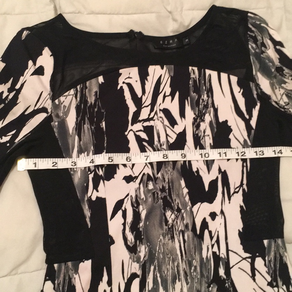 Dress - Picture 2 of 3